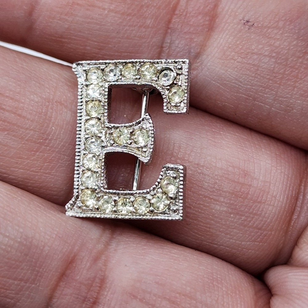 Trifari Vintage Rhinestone Initial E Brooch Pin Silver Tone Monogram Statement